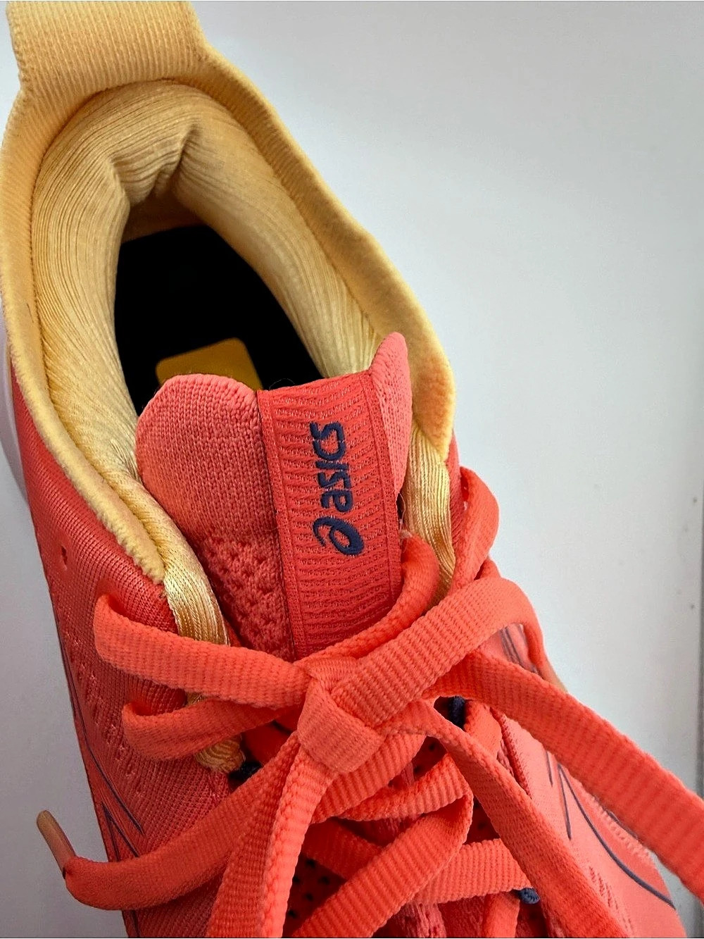 0240: ASICS Gel-Nimbus 25 Women's Athletic Shoes US 9 D New in Box - Picture 8 of 16